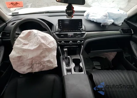 2020 Honda Accord Lx z USA, uszkodzony, nr VIN 1HGCV1F16LA040362